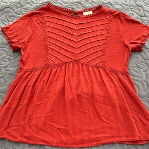 Knox Rose Red Chevron Short Sleeve Top